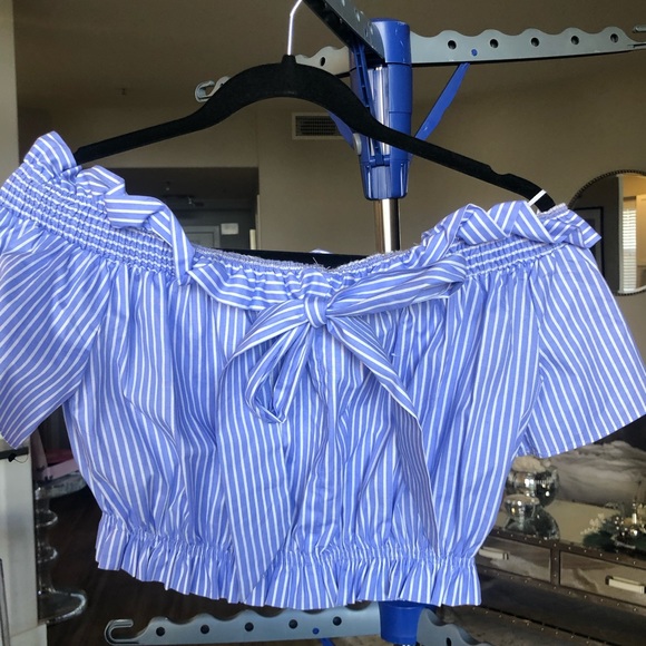 crop top - Picture 2 of 2